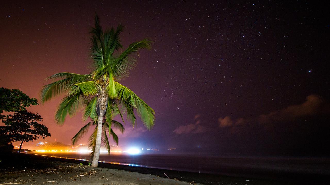 Miguel Surf Camp Hotel Quepos Kültér fotó